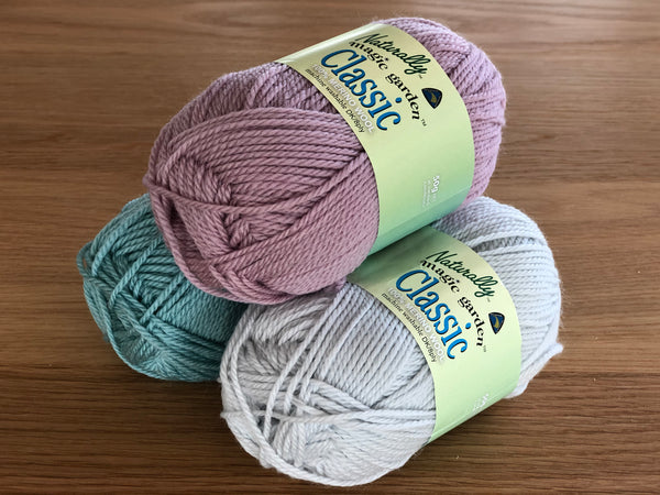 Naturally Classic DK / 8 ply